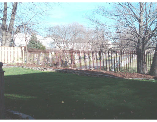 18 Waldo Road, Unit 18 Arlington, MA 02474 - Photo 7 of 7 Gallery Image 7