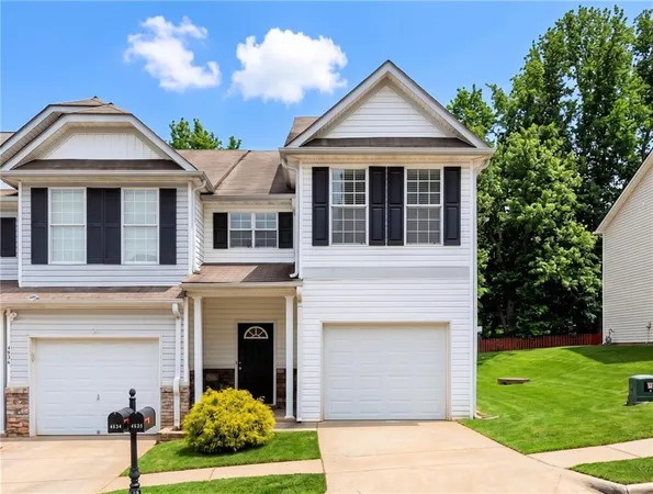 $288,900 | 4932 Vireo Drive, Flowery Branch, GA 30542