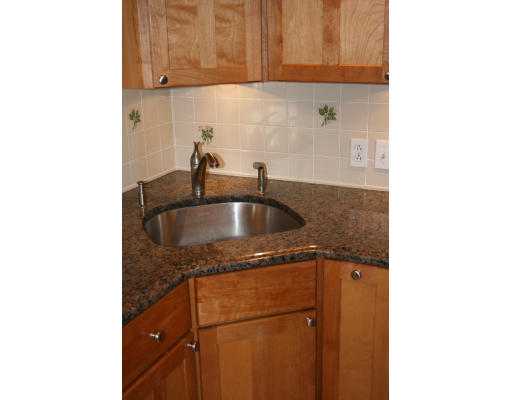 20 Seward Road Stoneham, MA 02180 - Photo 8 of 30 Gallery Image 8