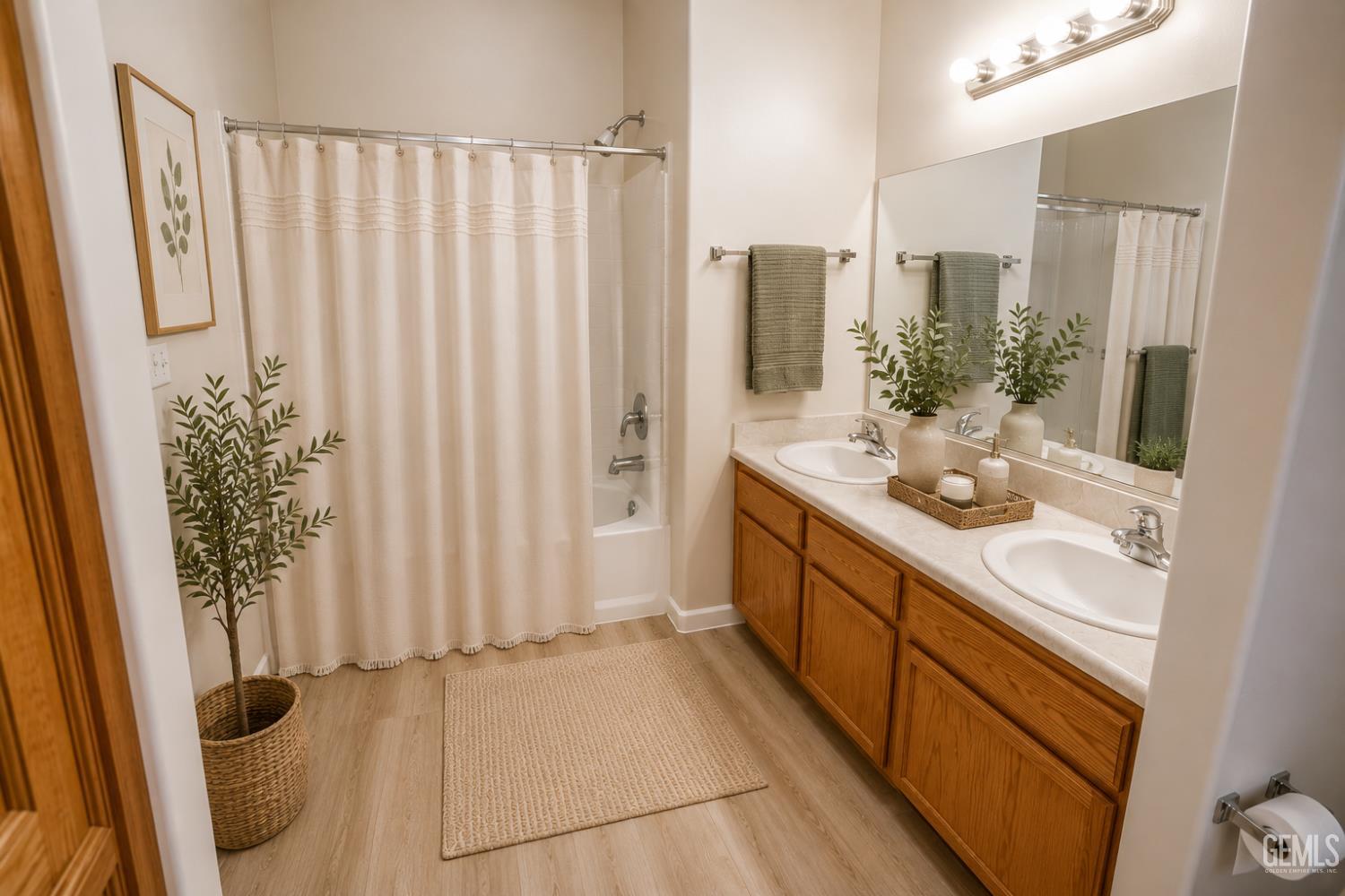 Undisclosed Address Bakersfield, CA 93307 - Photo 24 of 43