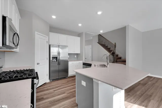 $227,500 | 305 East Compass Way, Easley, SC 29640