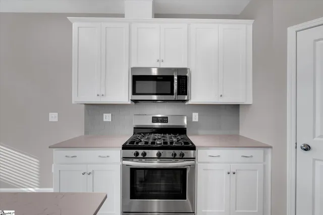 $227,500 | 305 East Compass Way, Easley, SC 29640