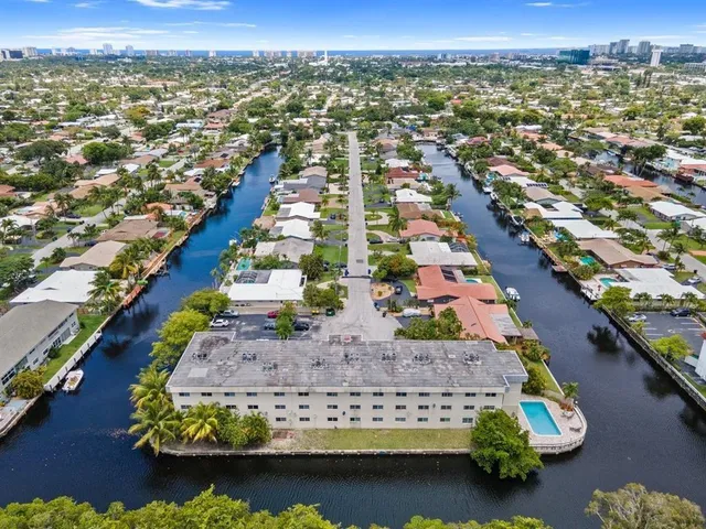 $1,995 | 1400 Northeast 54th Street, Unit 208, Fort Lauderdale, FL 33334