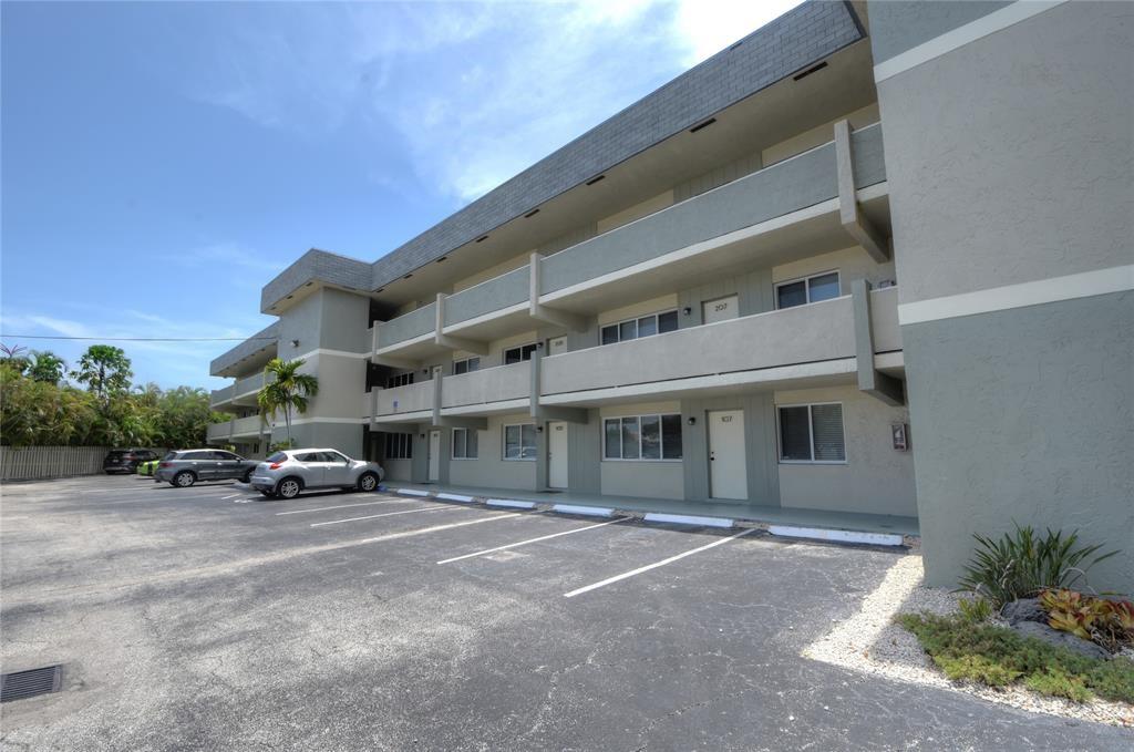 1400 Northeast 54th Street, Unit 208 Fort Lauderdale, FL 33334 - Photo 9 of 13