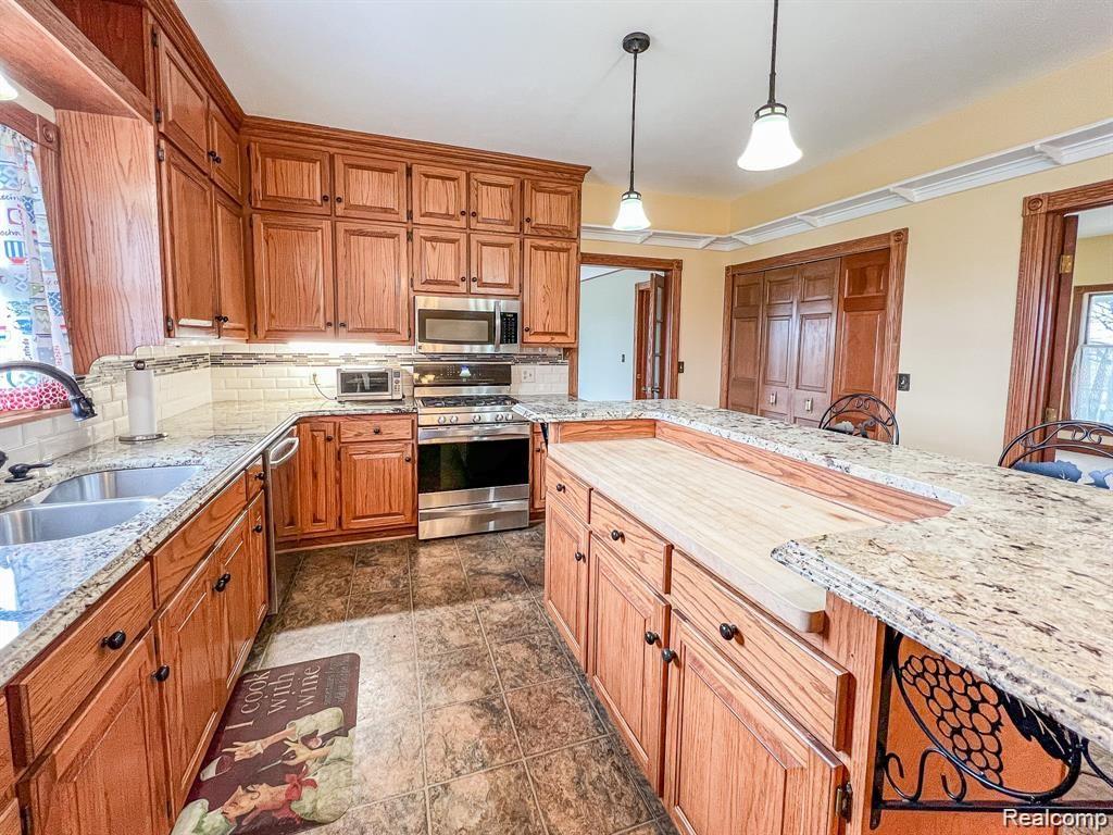 9361 East Bennington Road Durand, MI 48429 - Photo 12 of 51 HardyMediaCompany-6432.jpg