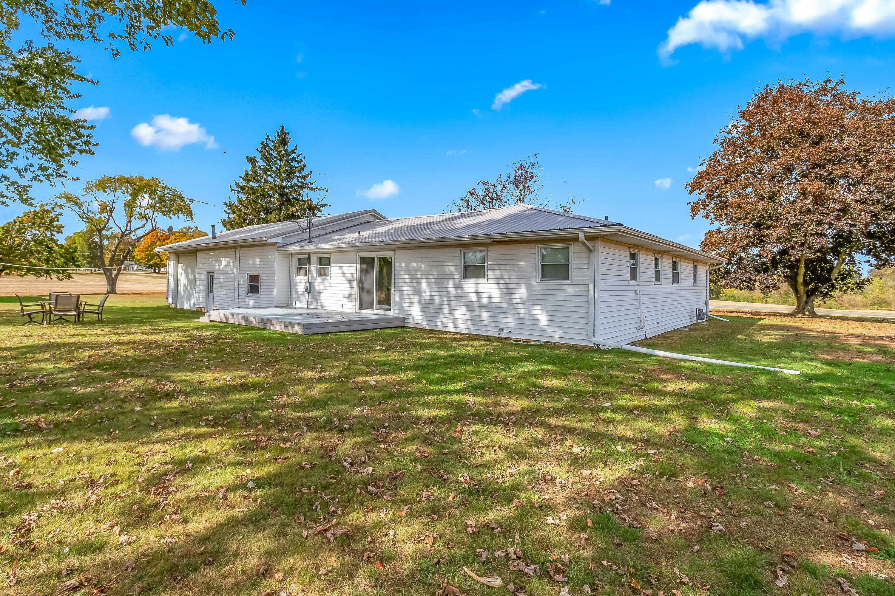 7151 North Adams Road North Adams, MI 49262 - Photo 12 of 69 9