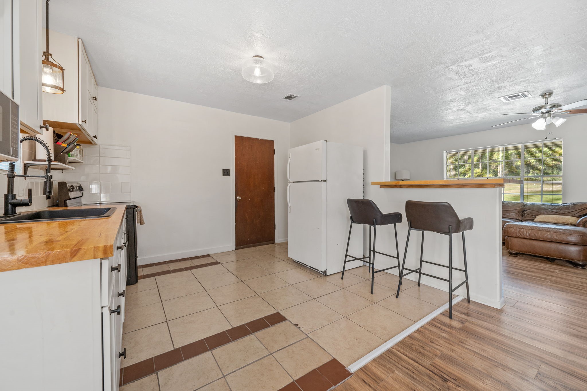 6470 Farm To Market Road 356 Trinity, TX 75862 - Photo 11 of 26