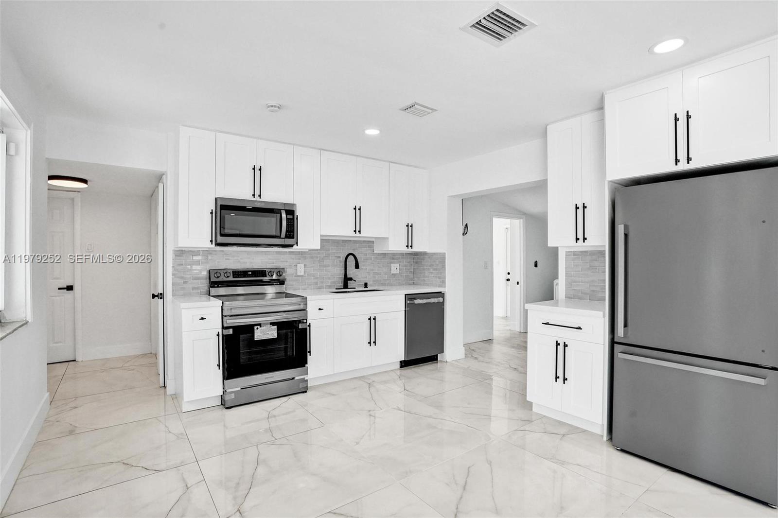 4320 Northwest 26th Street Lauderhill, FL 33313 - Photo 9 of 38