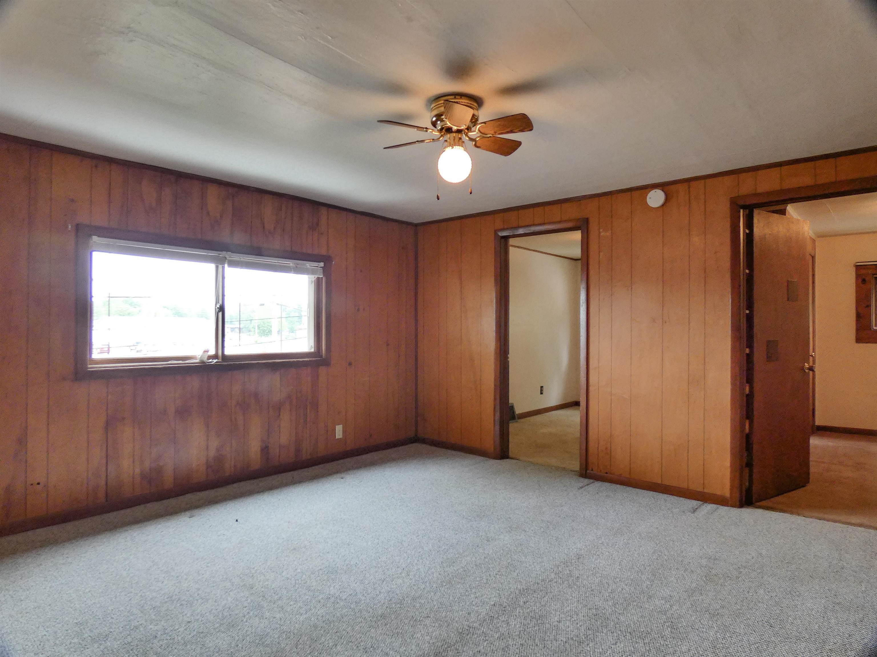 107 South Andrews Street Shawano, WI 54166 - Photo 20 of 47