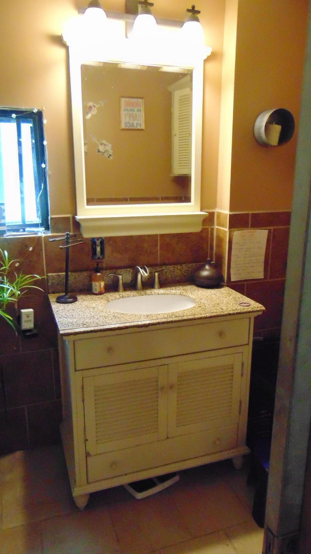 342 Lee Road Lincoln, ME 04457 - Photo 10 of 16 DSC03971