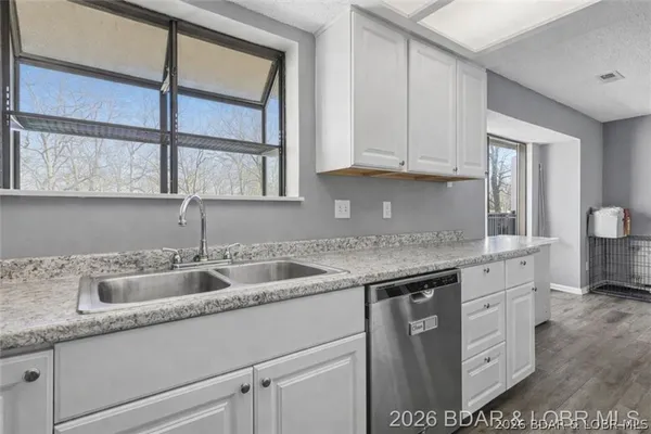 $170,000 | 23 Laguna Drive, Unit 3B, Lake Ozark, MO 65049