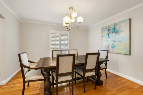 $615,000 | 5350 Dumfries Drive, Houston, TX 77096