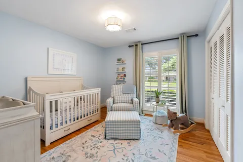 $615,000 | 5350 Dumfries Drive, Houston, TX 77096