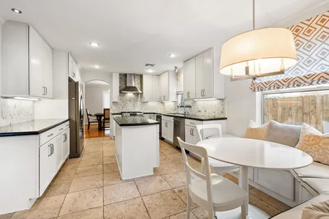 $615,000 | 5350 Dumfries Drive, Houston, TX 77096