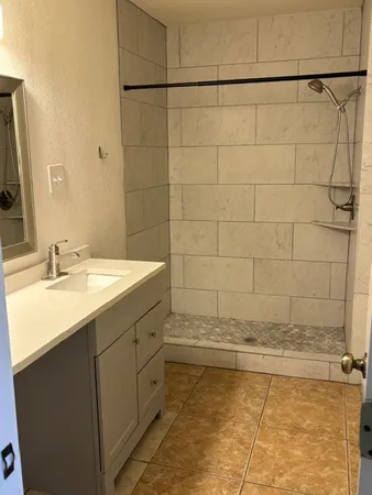 $1,800 | 4708 Cypress Bend, Austin, TX 78744