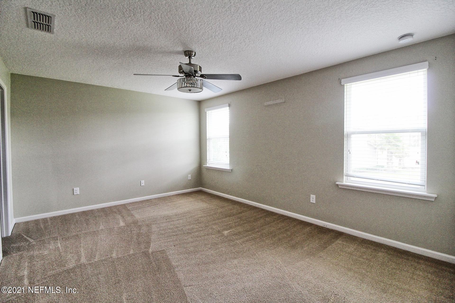 3207 Chestnut Ridge Way, Unit 18F Orange Park, FL 32065 - Photo 10 of 28 Primary bedroom