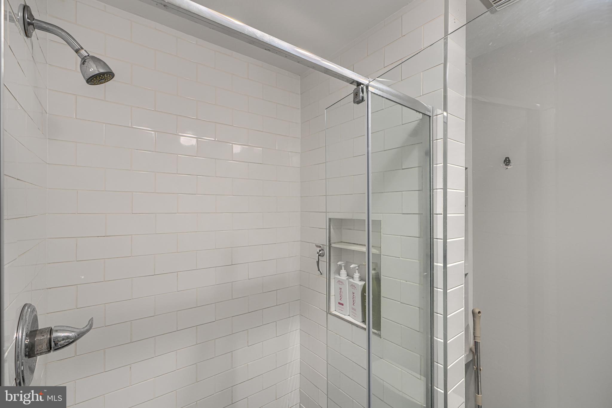 3425 Keswick Road Baltimore, MD 21211 - Photo 49 of 56 Unit 3 Bath
