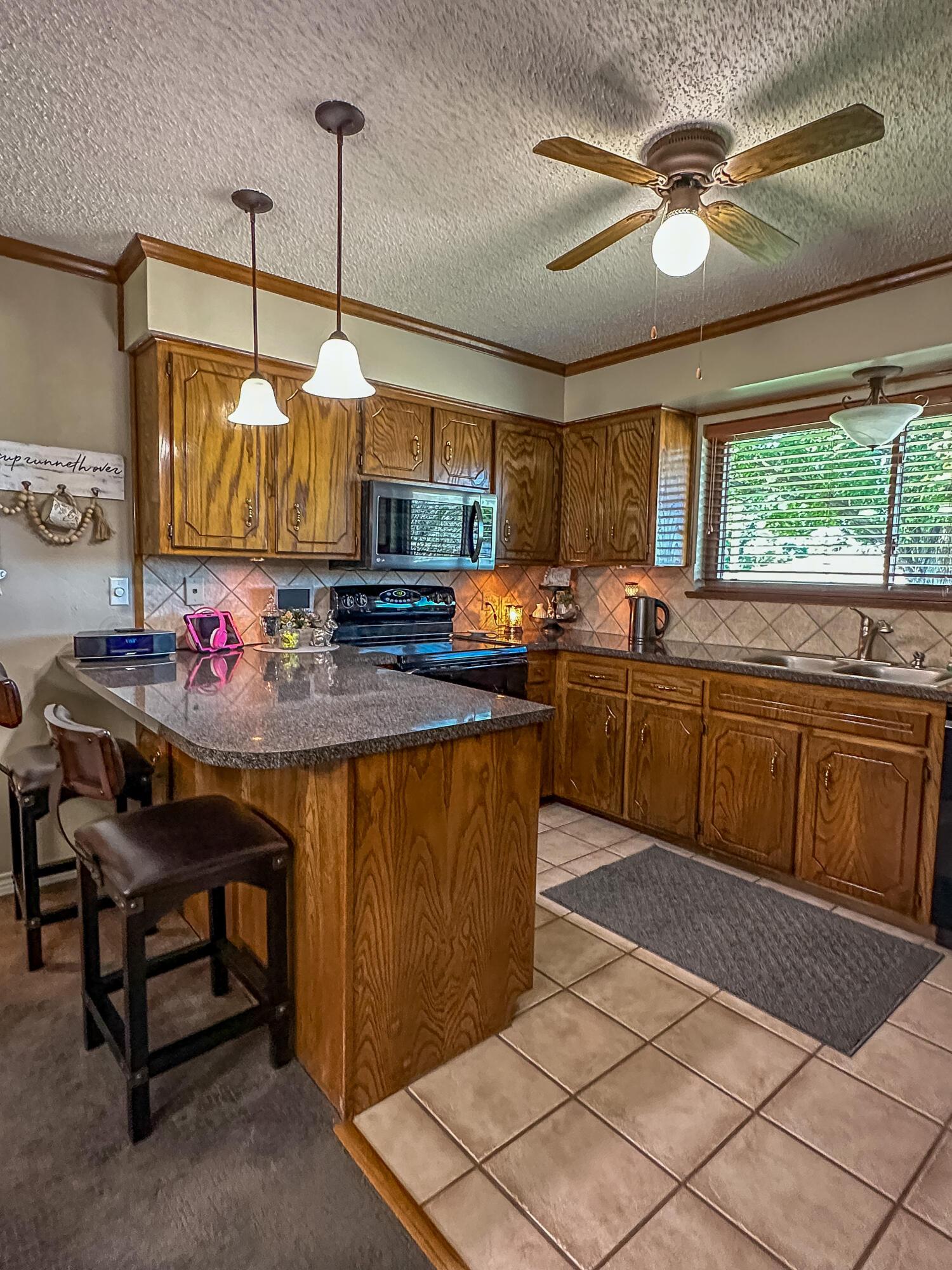 130 Avalon Street Borger, TX 79007 - Photo 5 of 19 C7C5C6B5-5DD2-4EE1-AB25-FA69FF2311B9