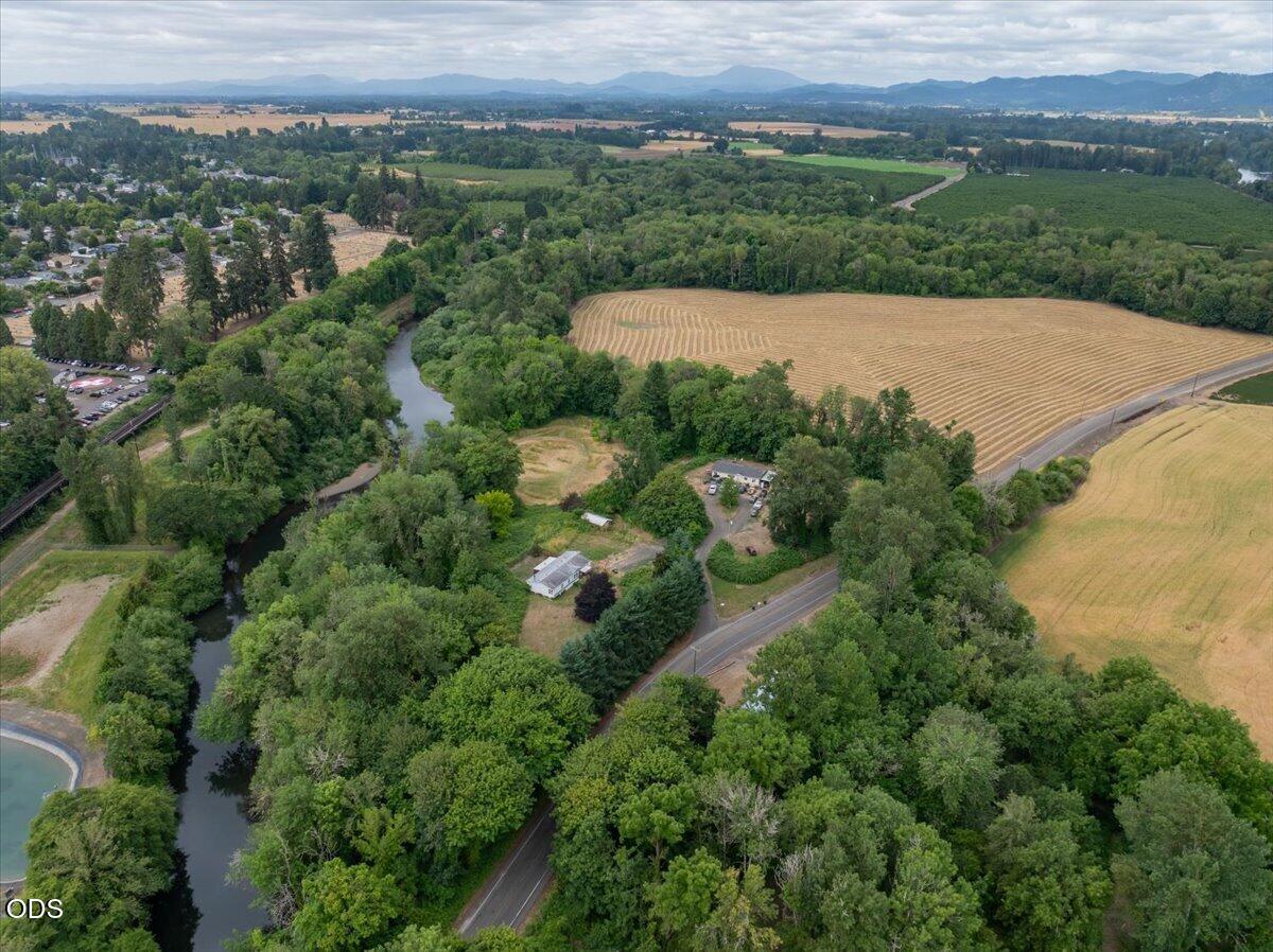 Undisclosed Address Albany, OR 97321 - Photo 15 of 28