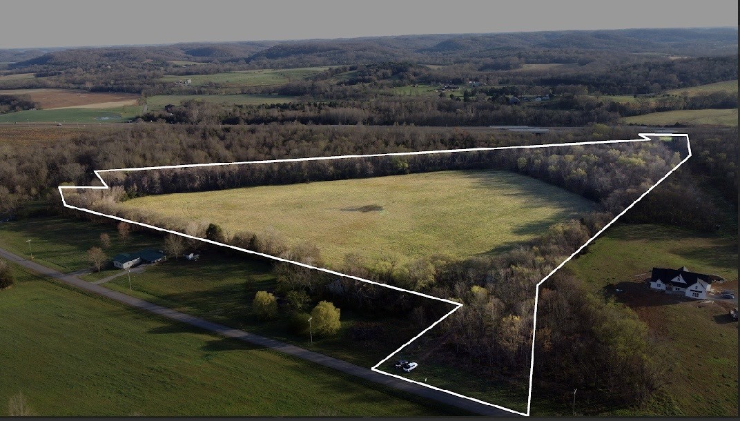 0 Golden Hollow Road Kelso, TN 37348 - Photo 3 of 11 a view of a tennis court