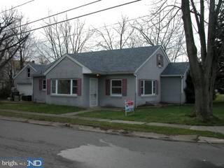 304 Riverview Road Claymont, DE 19703 - Photo 2 of 6 Gallery Image 2