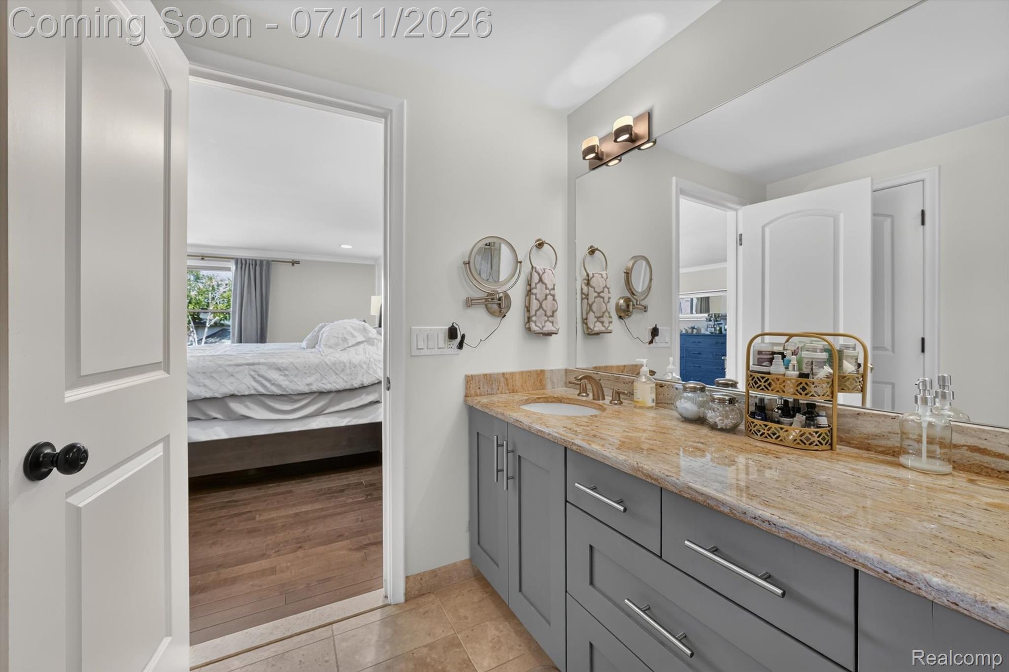 3115 Glengrove Drive Rochester, MI 48309 - Photo 31 of 66 32-3115-Glengrove-Dr-WindowStill-Photography.jpg
