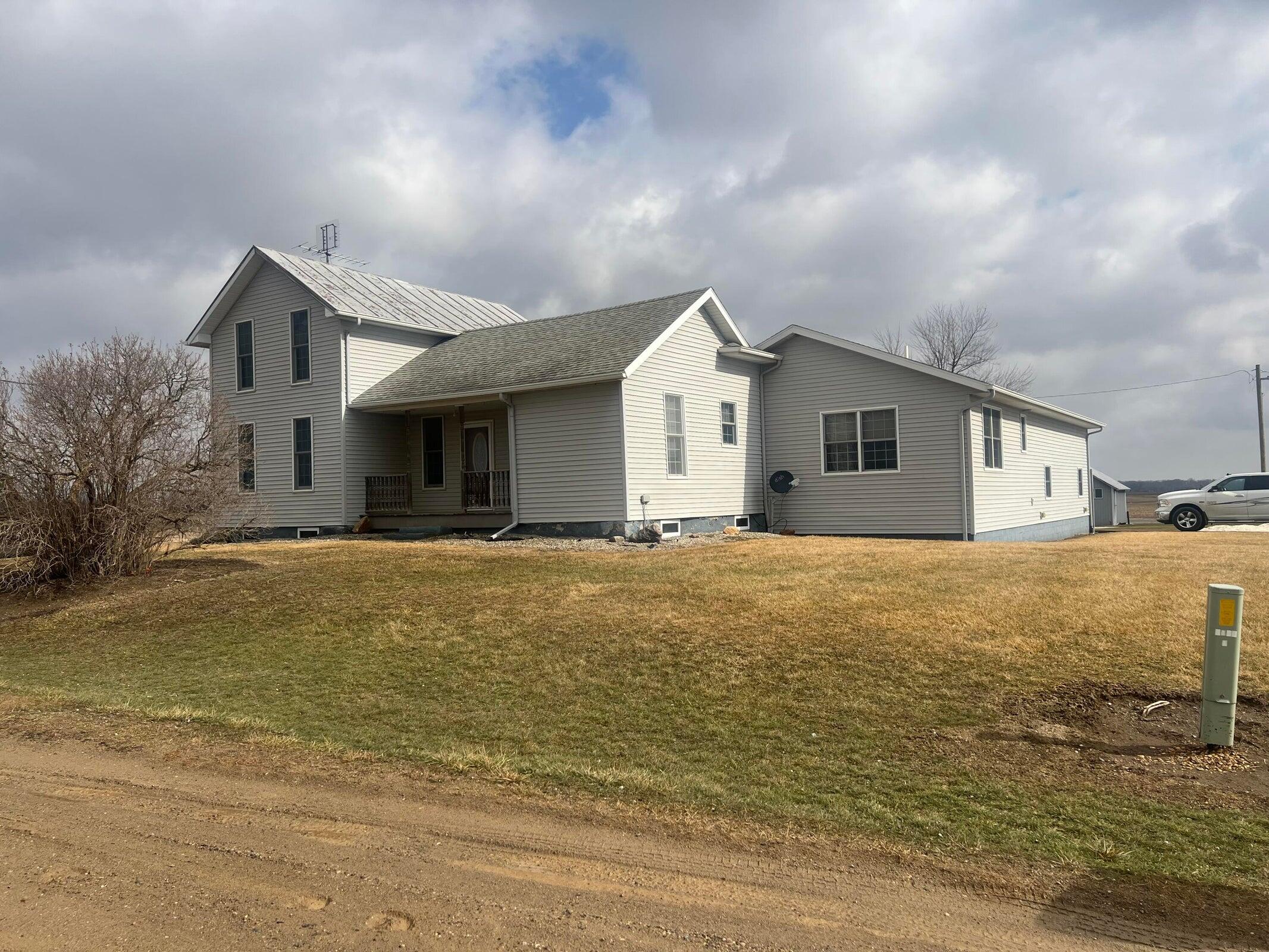 13091 Birdlake Road Waldron, MI 49288 - Photo 2 of 45 20260227220810752338000000-o