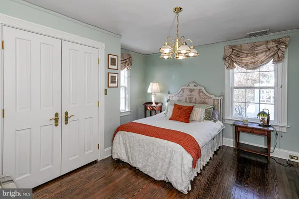 $3,750,000 | 240 Library Place, Princeton, NJ 08540