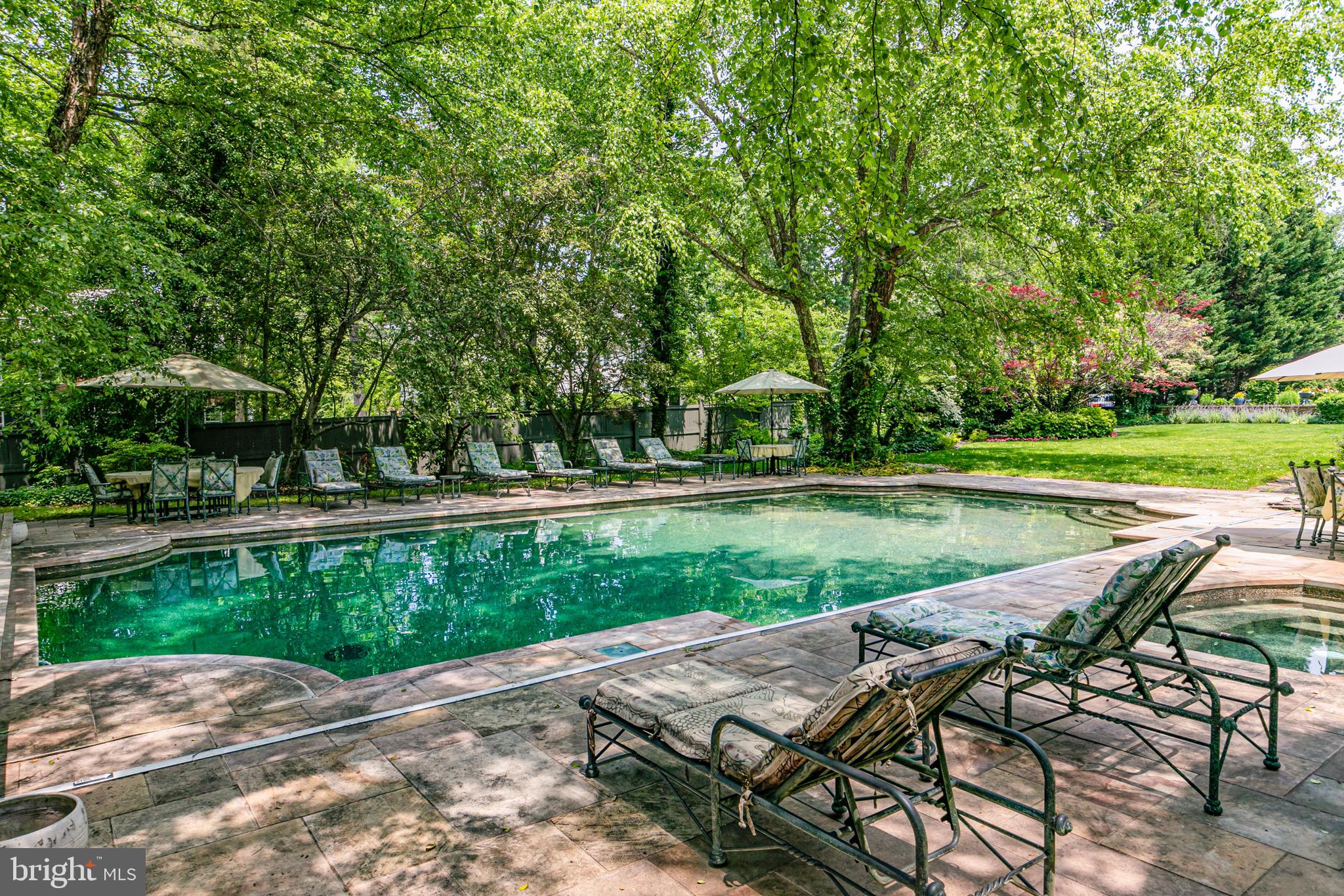 240 Library Place Princeton, NJ 08540 - Photo 5 of 42