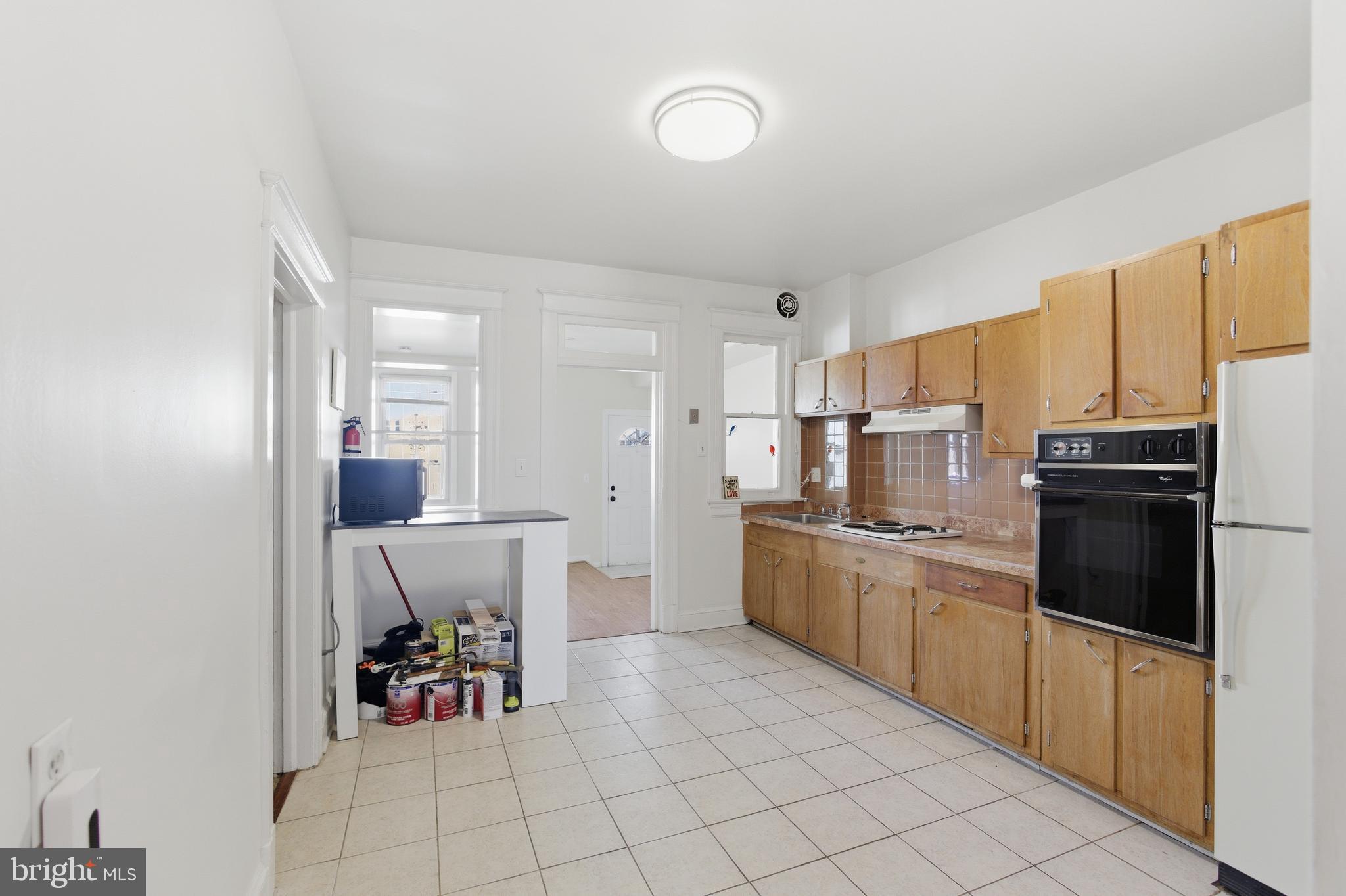 6 Barney Circle Southeast, Unit 1 Washington, DC 20003 - Photo 4 of 14