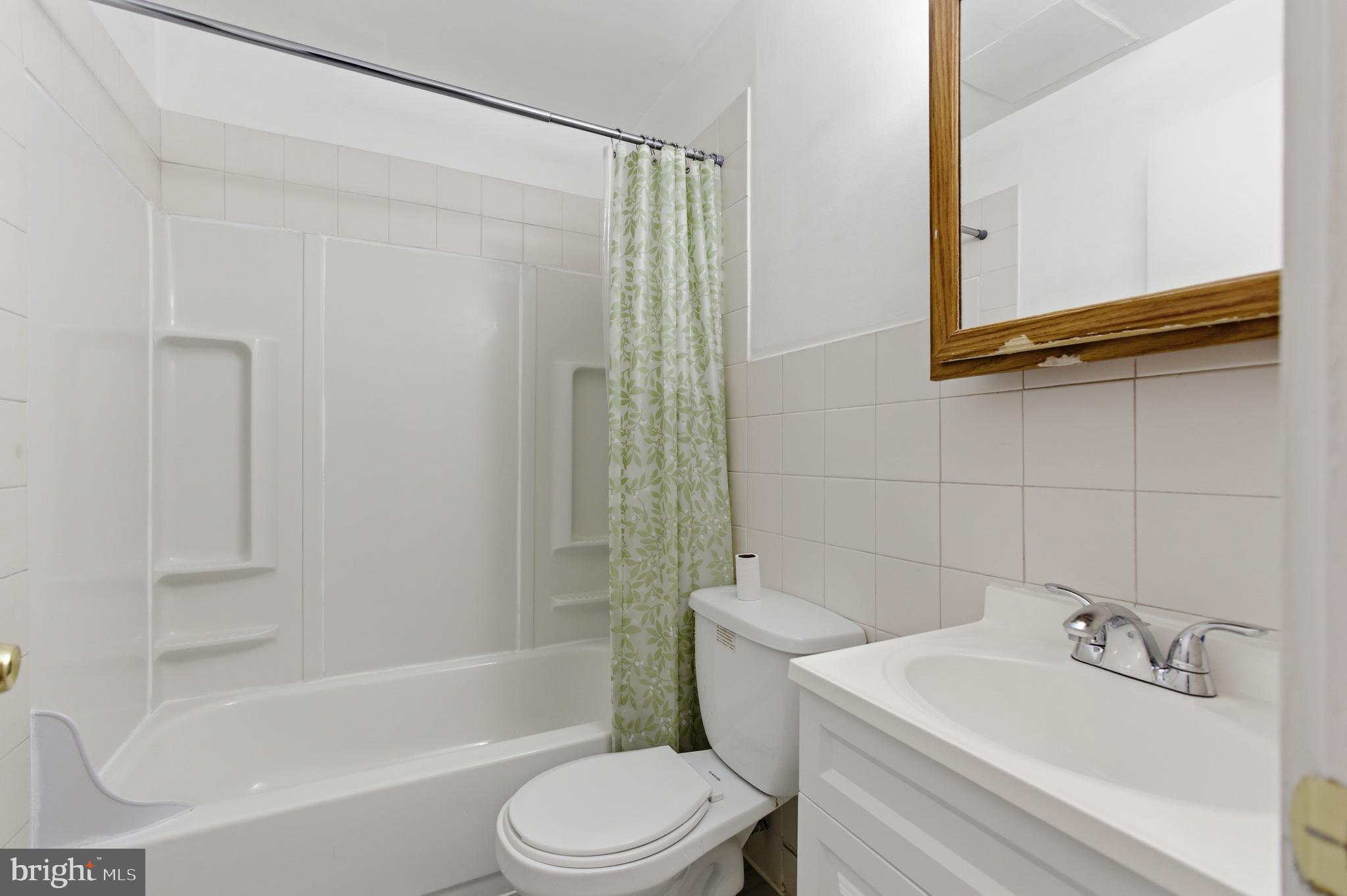 6 Barney Circle Southeast, Unit 1 Washington, DC 20003 - Photo 7 of 14