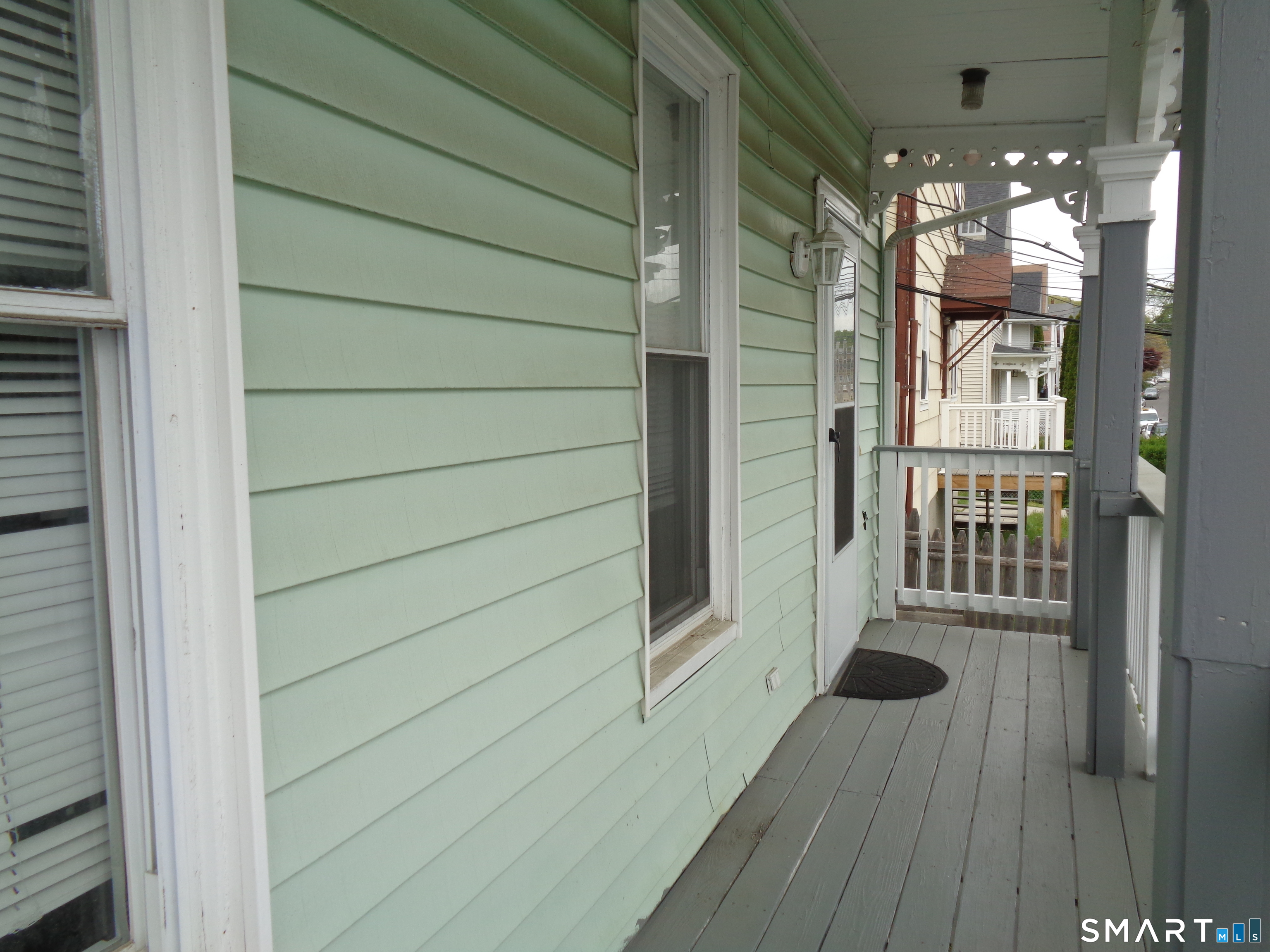 92 Smith Street Derby, CT 06418 - Photo 8 of 27