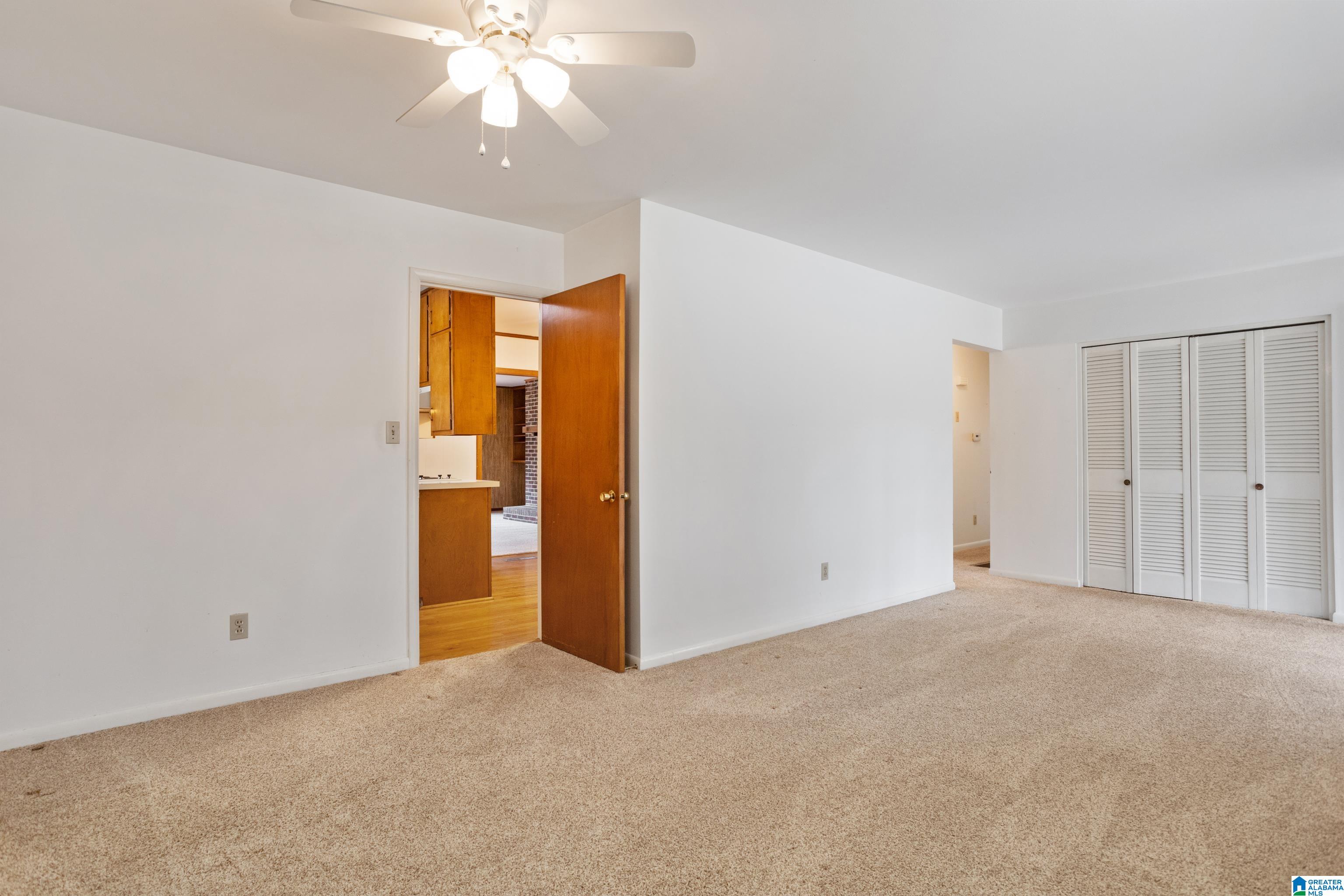 537 Edgecrest Drive Birmingham, AL 35209 - Photo 7 of 51
