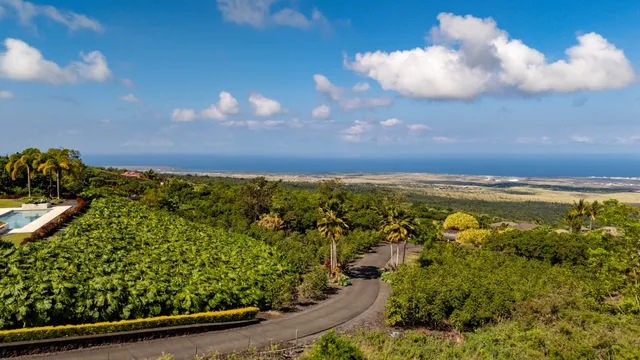 $695,000 | 72-4027 Ke Ana Wai Street, Kailua-Kona, HI 96740