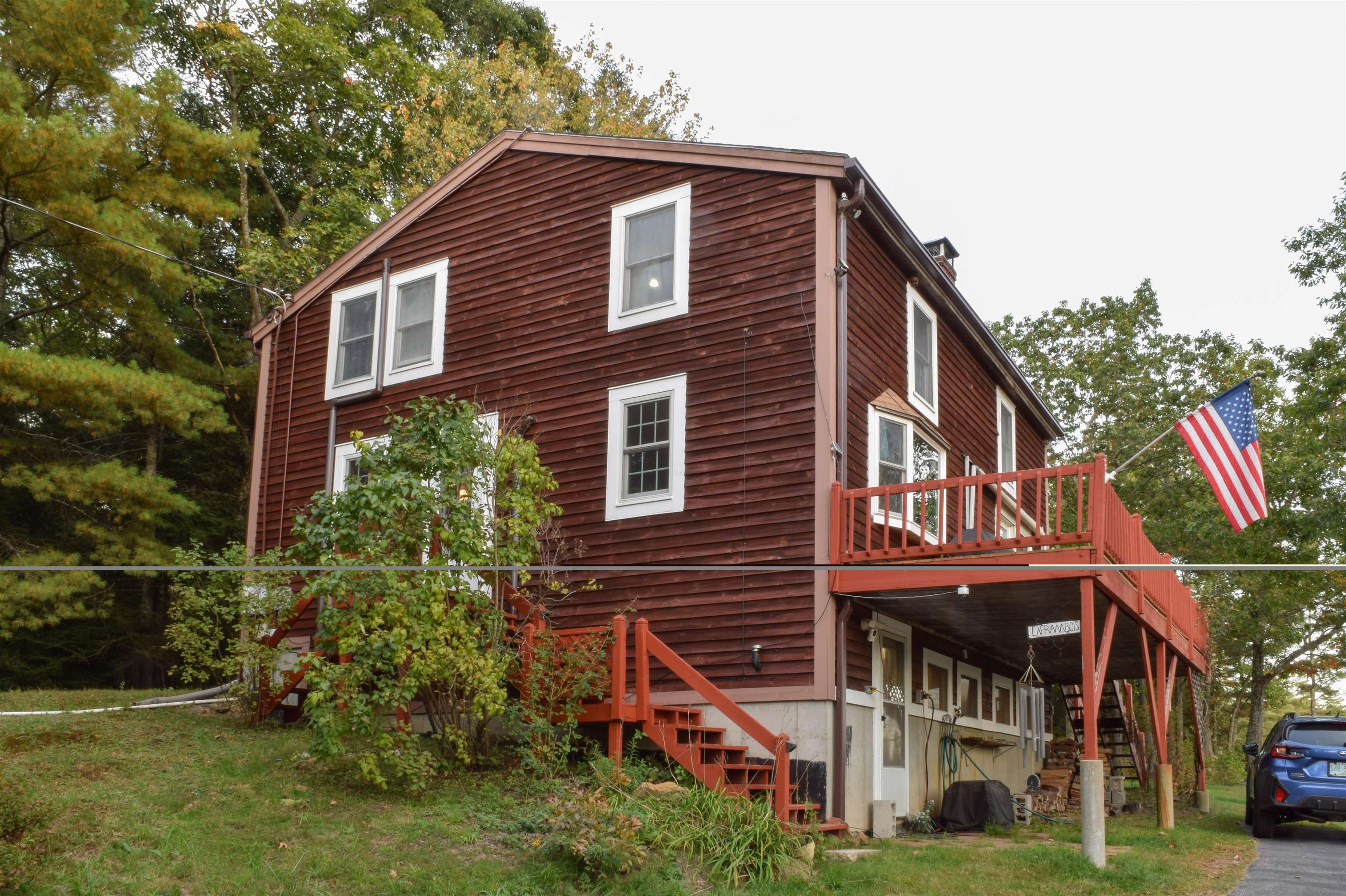 129 Griffin Road Deerfield, NH 03037 - Photo 2 of 26