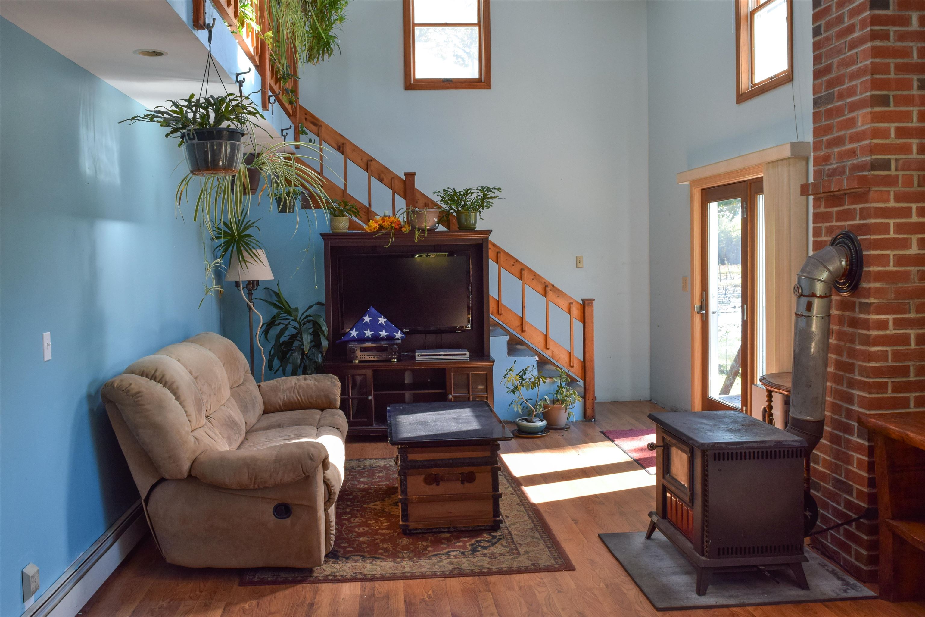 129 Griffin Road Deerfield, NH 03037 - Photo 8 of 26