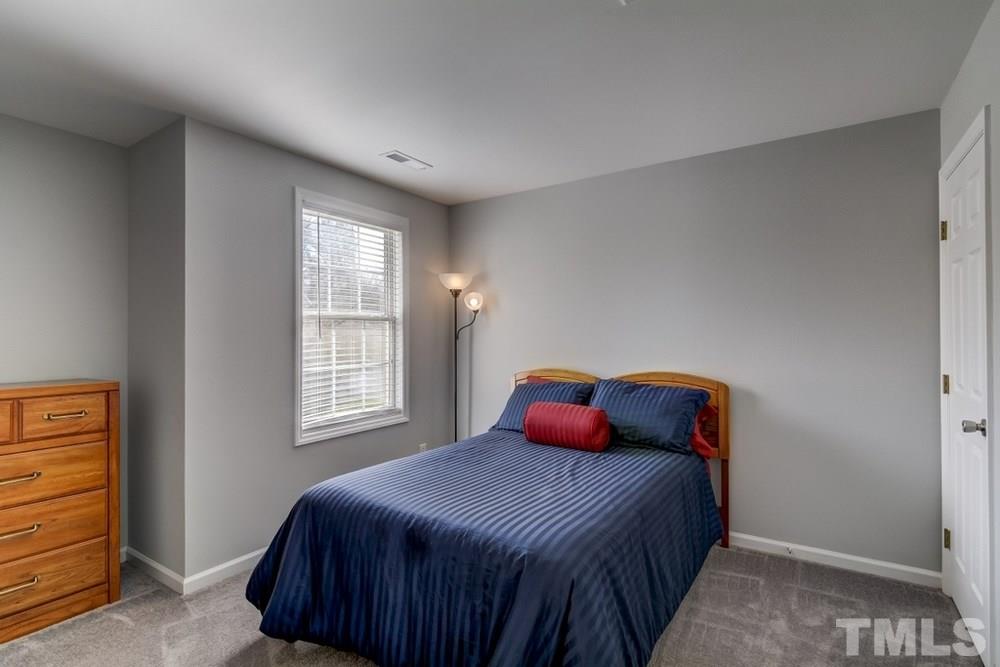 236 Inkster Cove Raleigh, NC 27603 - Photo 14 of 20