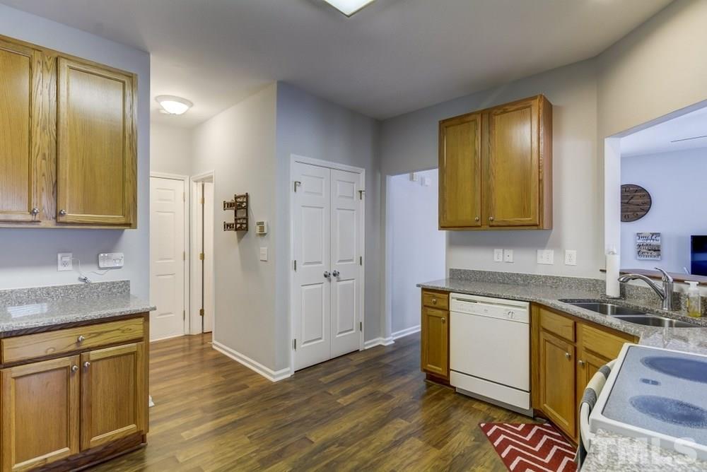 236 Inkster Cove Raleigh, NC 27603 - Photo 7 of 20