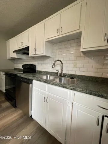 $1,350 | 101 Ivey Court, Jacksonville, NC 28540