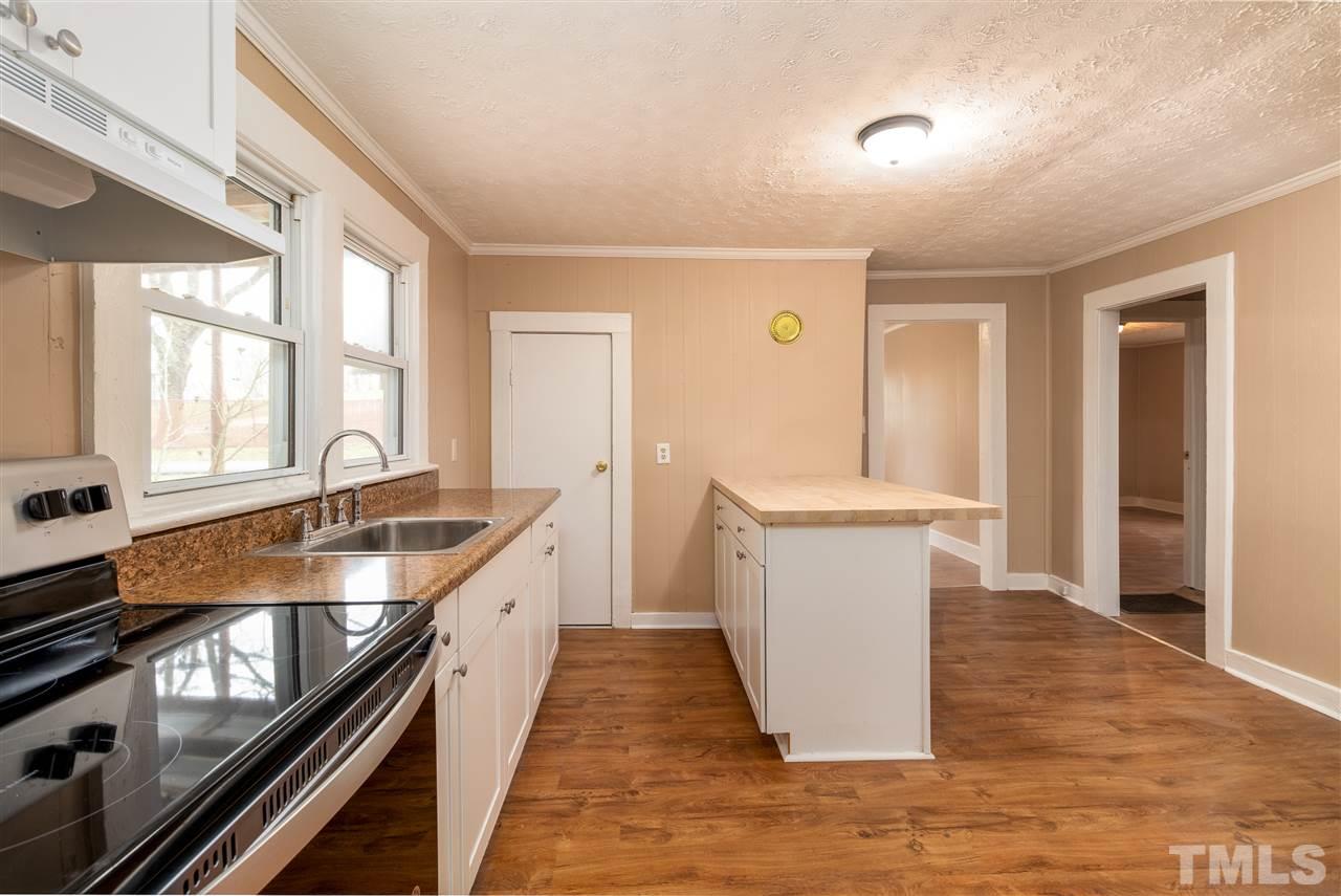 320 Hill Street Roxboro, NC 27573 - Photo 14 of 30