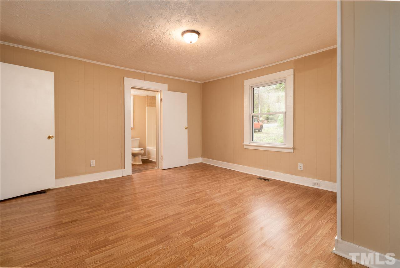 320 Hill Street Roxboro, NC 27573 - Photo 19 of 30