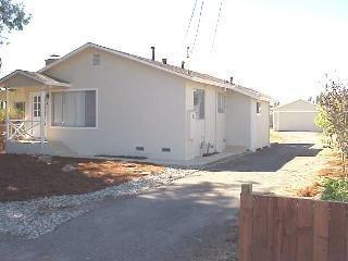 1039 South Wright Road Santa Rosa, CA 95407 - Photo 1 of 10 a backyard of a house