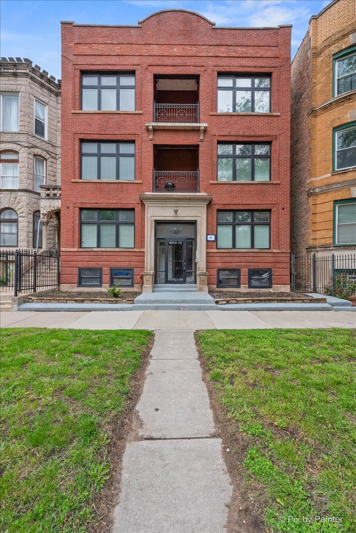 4412 South Prairie Avenue Chicago, IL 60653 - Photo 1 of 27