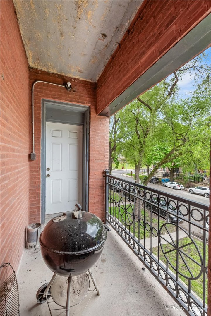 4412 South Prairie Avenue Chicago, IL 60653 - Photo 13 of 27