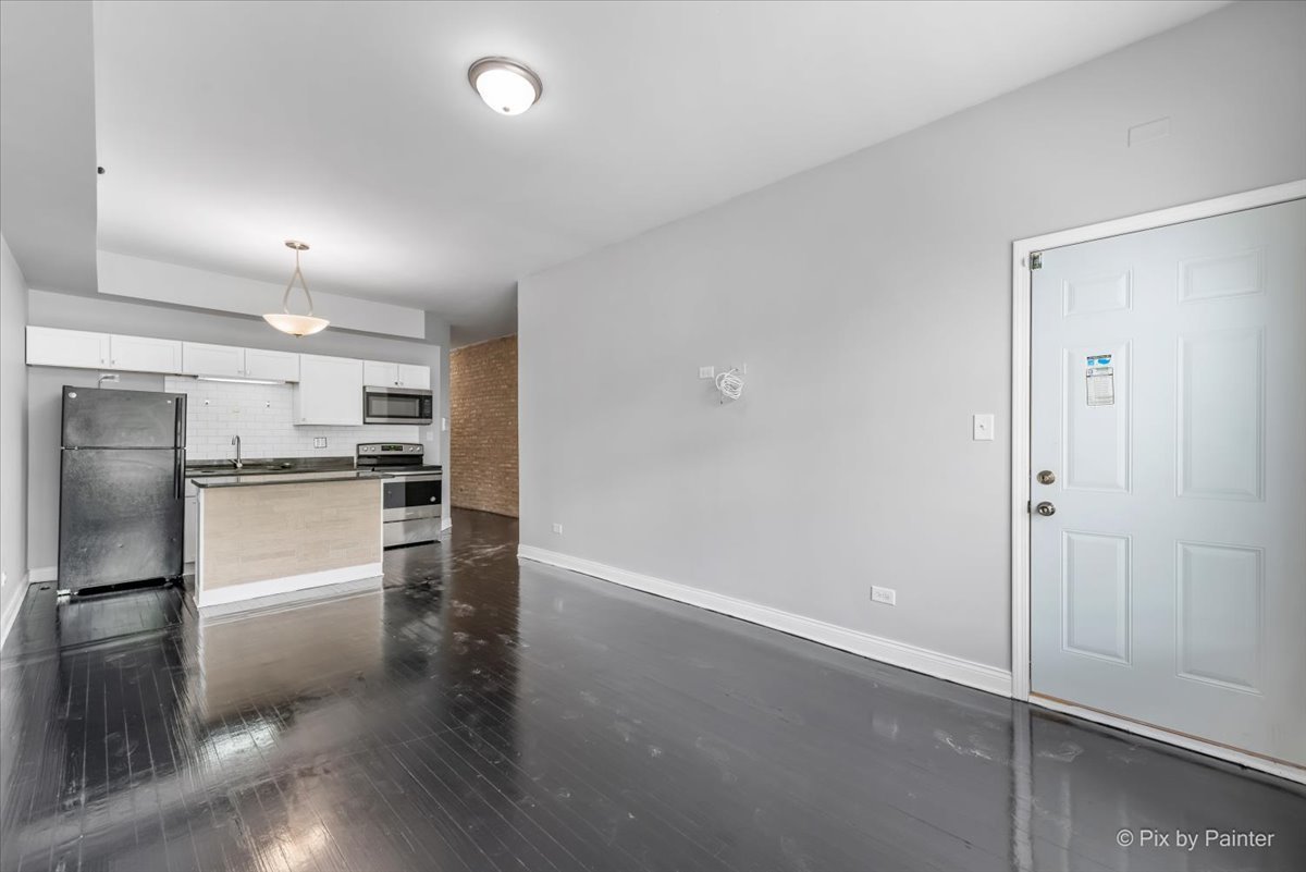 4412 South Prairie Avenue Chicago, IL 60653 - Photo 14 of 27
