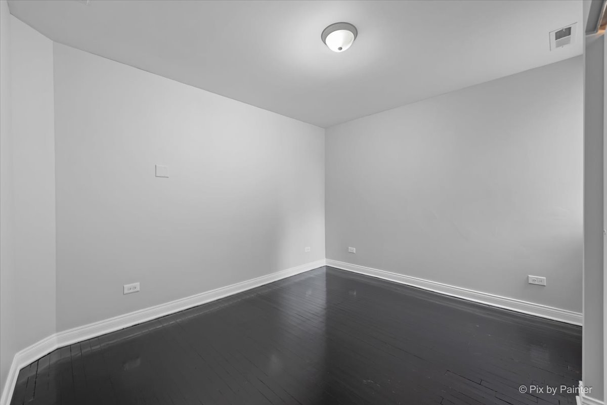 4412 South Prairie Avenue Chicago, IL 60653 - Photo 18 of 27