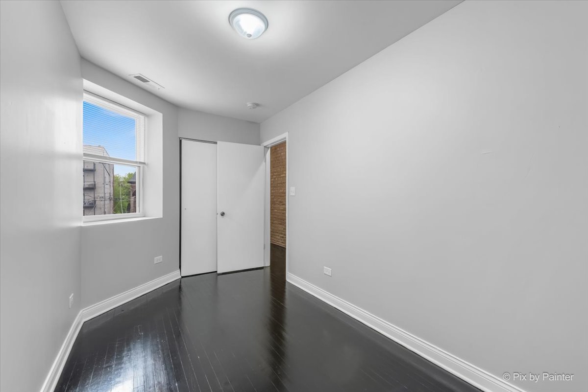 4412 South Prairie Avenue Chicago, IL 60653 - Photo 22 of 27