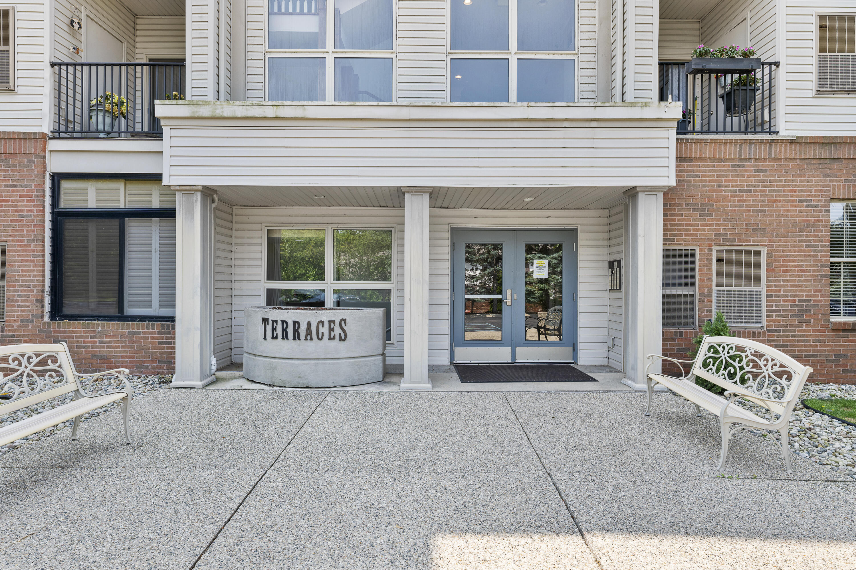 39144 Hayes Road Clinton Township, MI 48038 - Photo 1 of 46 _DSC1840