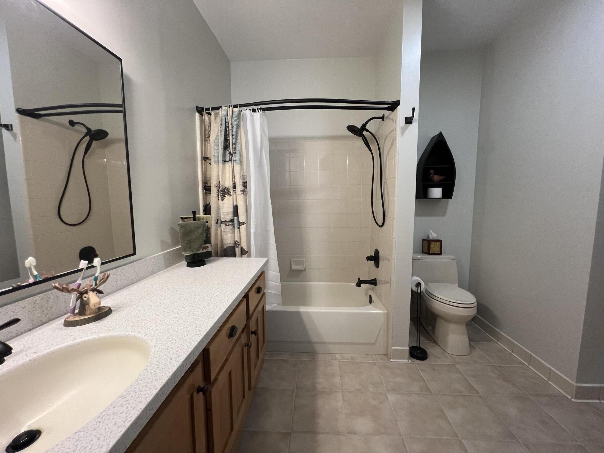 39144 Hayes Road Clinton Township, MI 48038 - Photo 21 of 46 IMG_4444