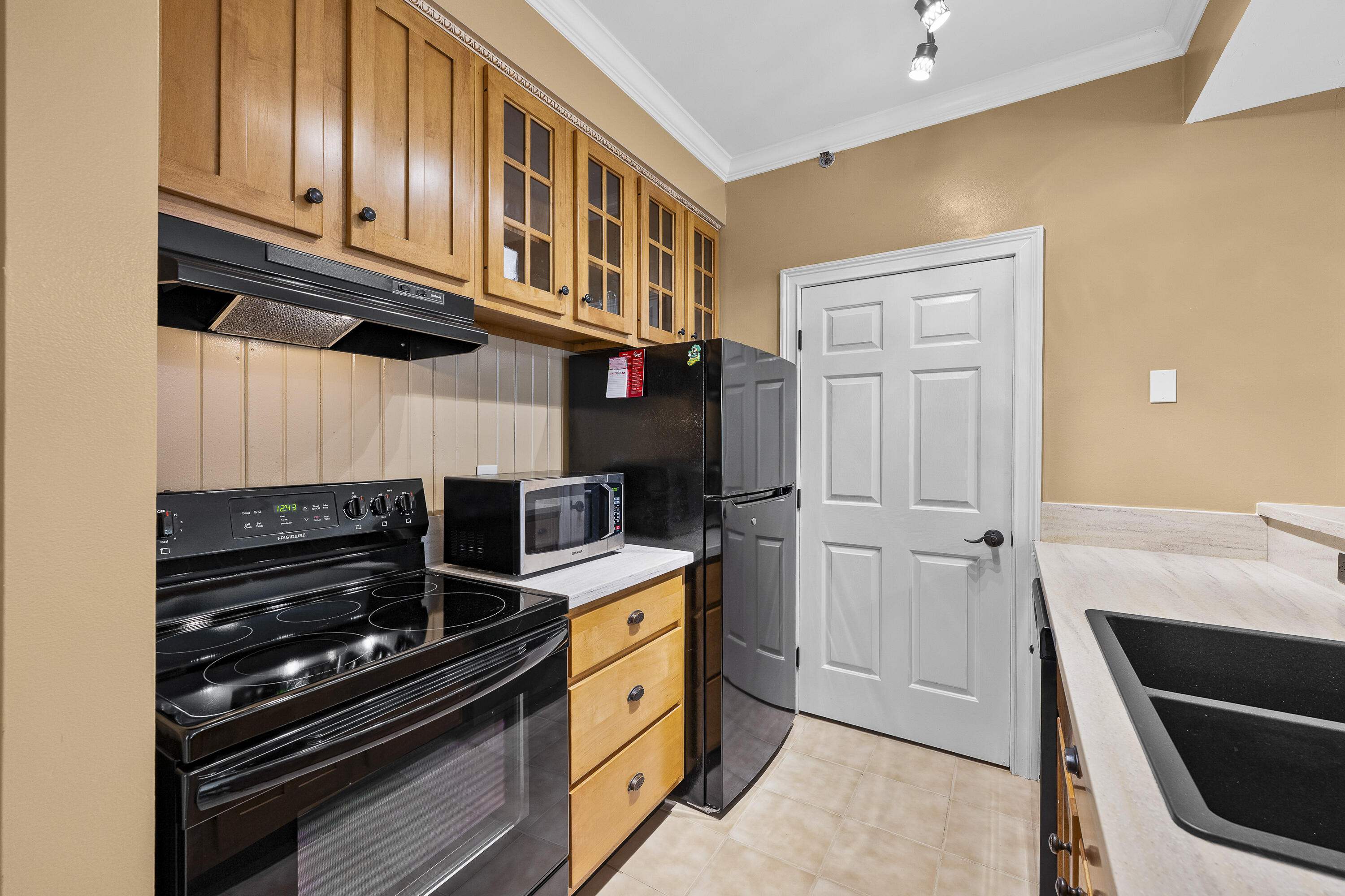 39144 Hayes Road Clinton Township, MI 48038 - Photo 3 of 46 _DSC1870